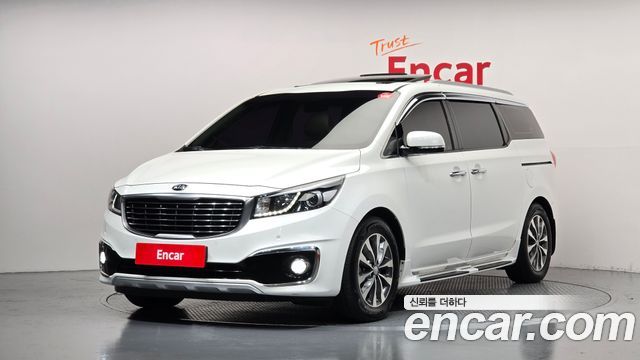 Kia Canival 2018 — photo 1