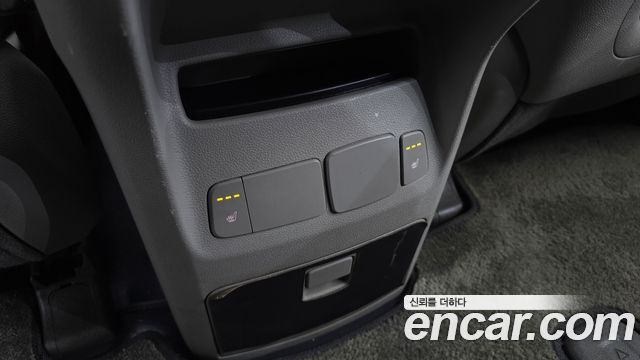 Kia Canival 2018 — photo 24