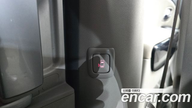 Kia Canival 2018 — photo 26