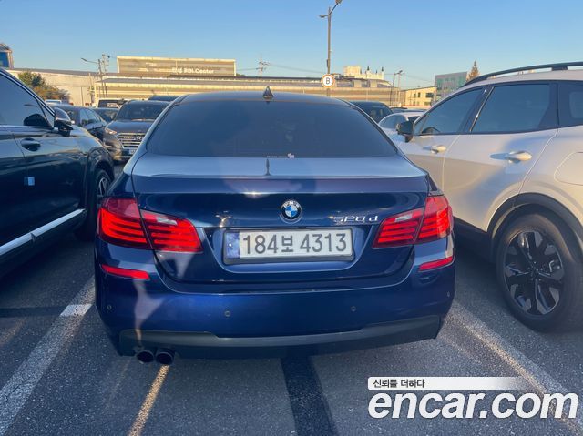 BMW 5-Series 2016 — photo 4