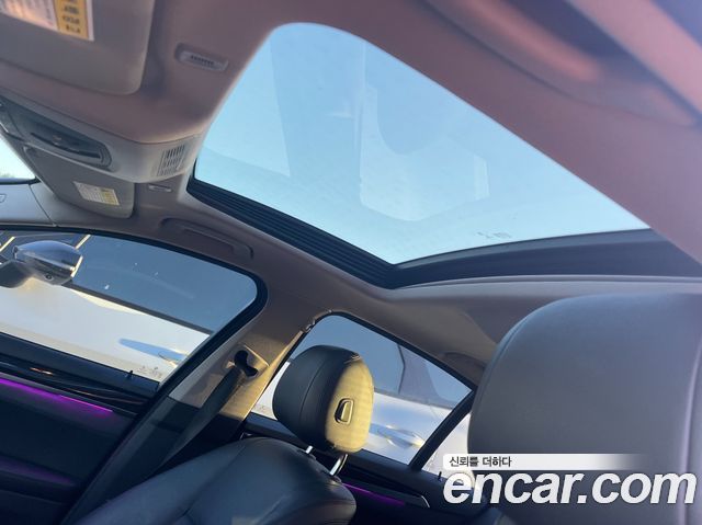 BMW 5-Series 2016 — photo 11