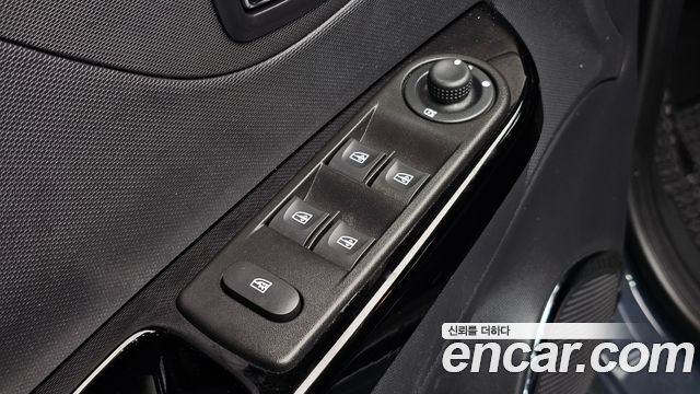 Renault Korea QM3 2015 — photo 17