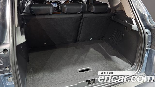 Renault Korea QM3 2015 — photo 20