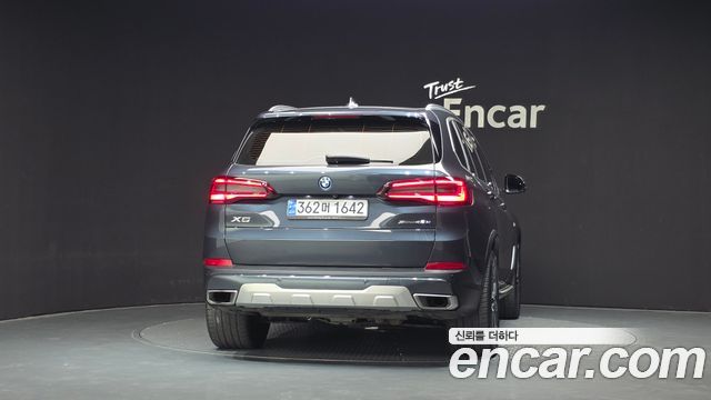 BMW X5 2022 — photo 4