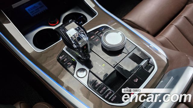 BMW X5 2022 — photo 12