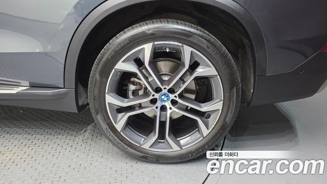 BMW X5 2022 — photo 7