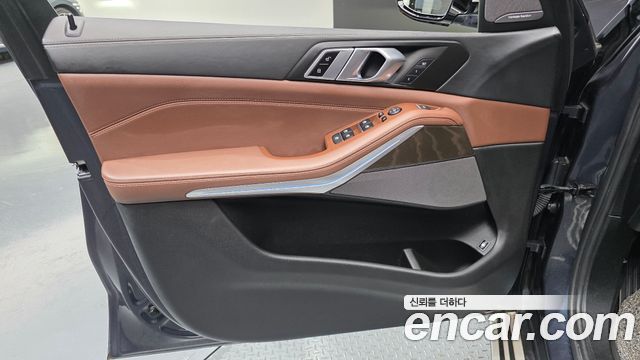 BMW X5 2022 — photo 14