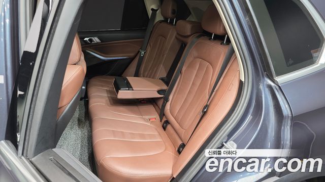 BMW X5 2022 — photo 16