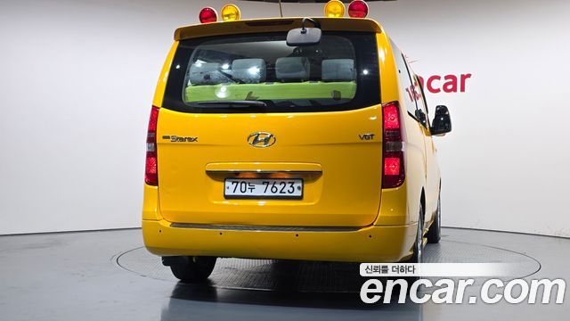 Hyundai Starex 2019 — photo 4