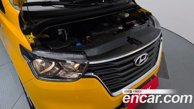 Hyundai Starex 2019 — photo 6