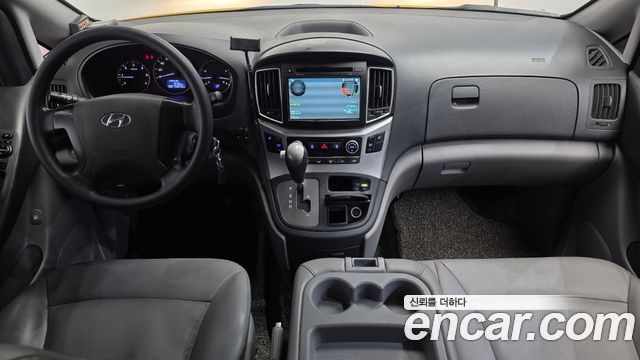 Hyundai Starex 2019 — photo 10