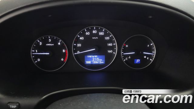 Hyundai Starex 2019 — photo 11