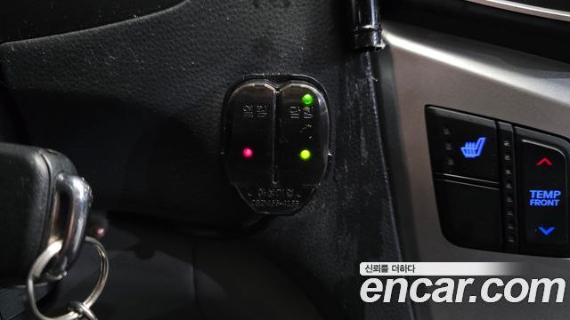 Hyundai Starex 2019 — photo 23