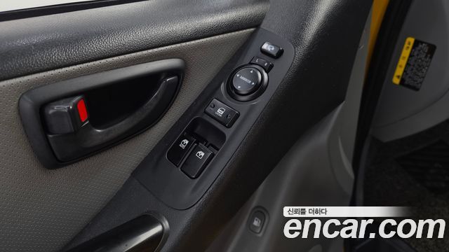 Hyundai Starex 2019 — photo 25
