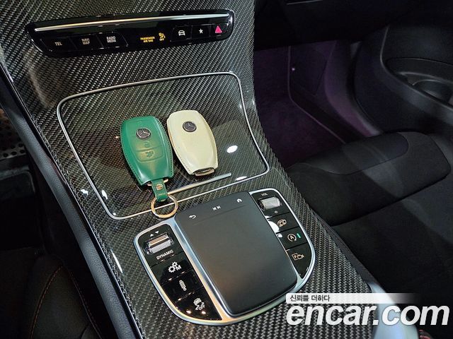 Mercedes-Benz GLC-Class 2023 — photo 12