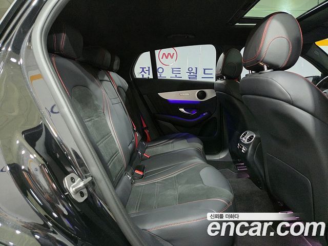 Mercedes-Benz GLC-Class 2023 — photo 18