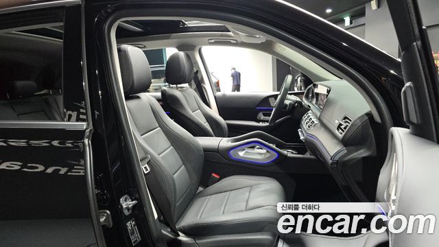 Mercedes-Benz GLE-Class 2024 — photo 18