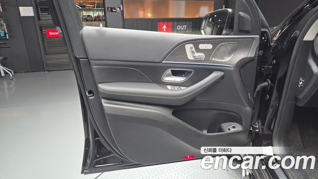 Mercedes-Benz GLE-Class 2024 — photo 14