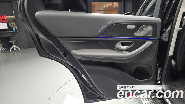 Mercedes-Benz GLE-Class 2024 — photo 15