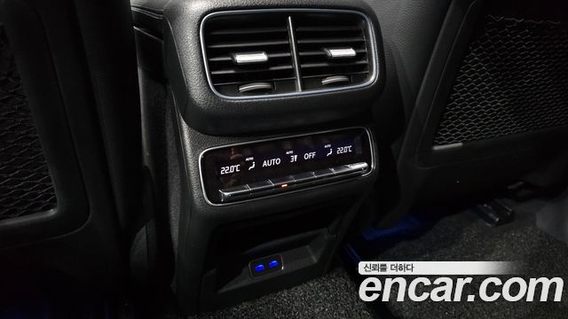 Mercedes-Benz GLE-Class 2024 — photo 29
