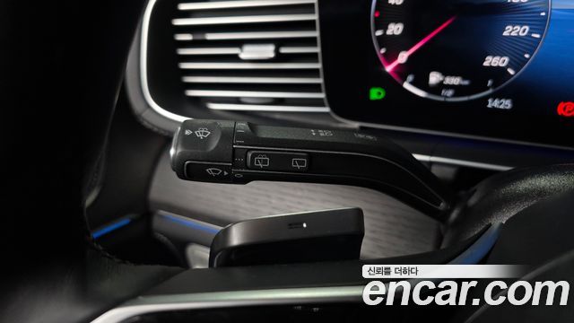 Mercedes-Benz GLE-Class 2024 — photo 30