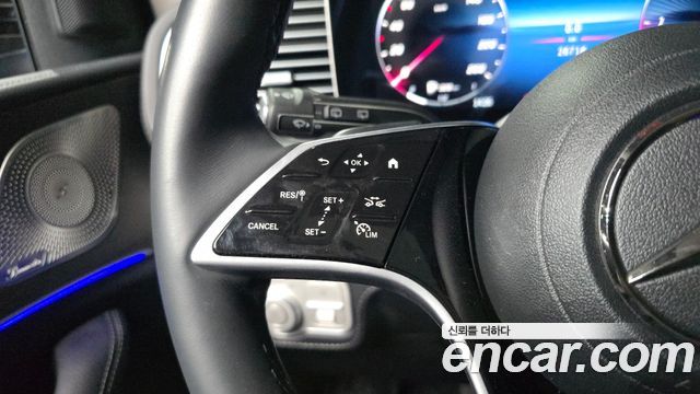 Mercedes-Benz GLE-Class 2024 — photo 31
