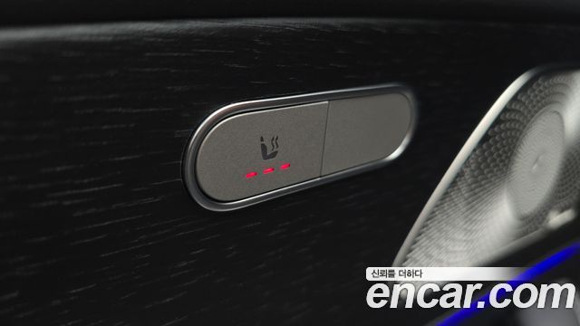 Mercedes-Benz GLE-Class 2024 — photo 33