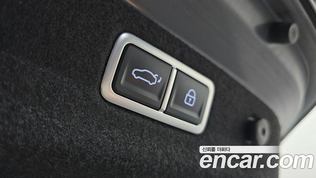 Genesis G70 2022 — photo 26
