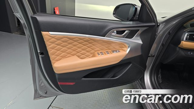 Genesis G70 2022 — photo 14
