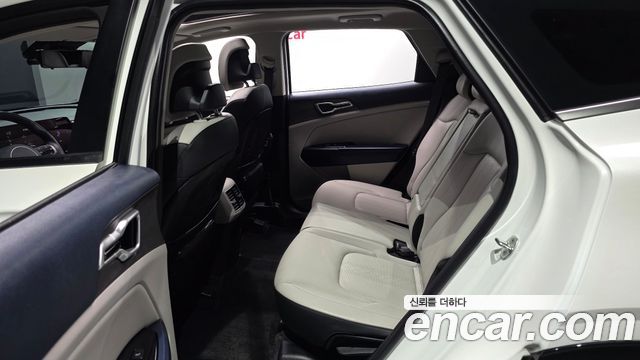 Kia Sportage 2022 — photo 18