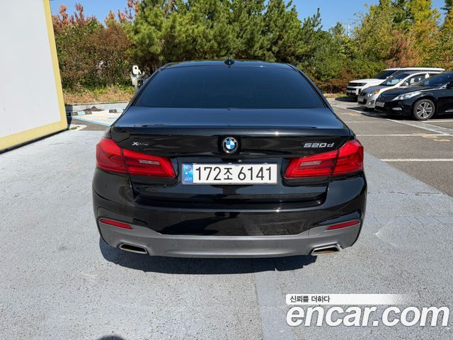 BMW 5-Series 2017 — photo 4