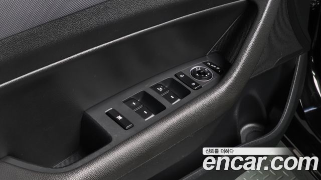 Hyundai Sonata 2018 — photo 16
