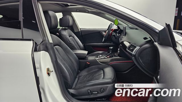 Audi A7 2013 — photo 11
