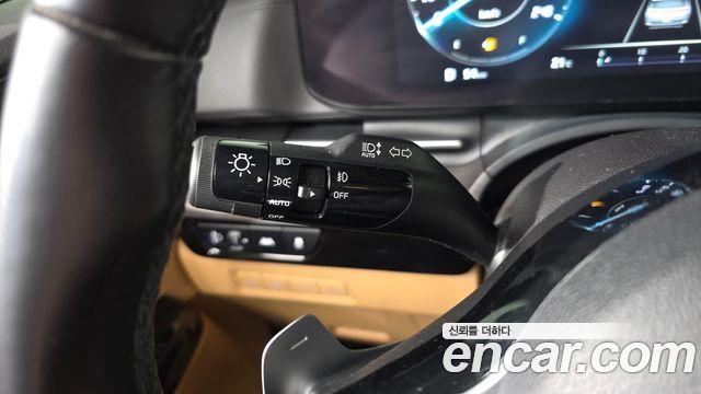 Kia Canival 2023 — photo 30