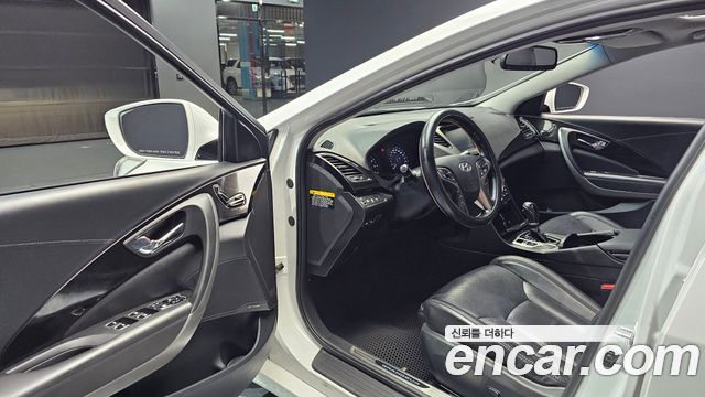 Hyundai Grandeur 2014 — photo 13