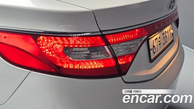 Hyundai Grandeur 2014 — photo 9