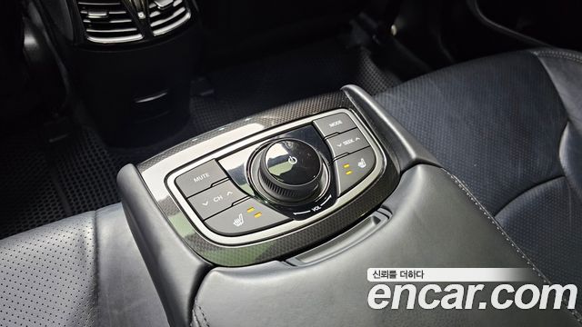 Hyundai Grandeur 2014 — photo 28