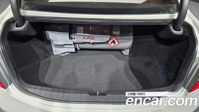 Hyundai Grandeur 2014 — photo 31