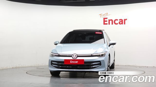 Volkswagen Golf 2025 — photo 3