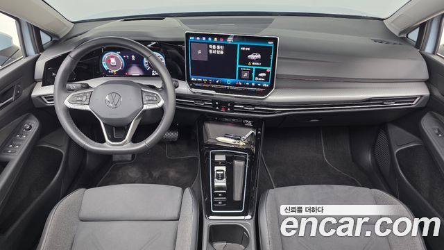 Volkswagen Golf 2025 — photo 10
