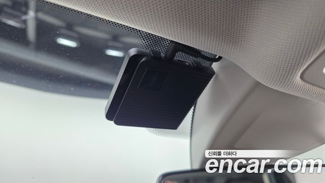 Volkswagen Golf 2025 — photo 24