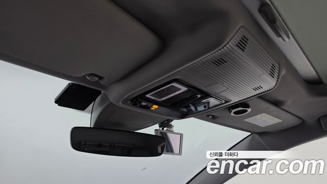 Volkswagen Golf 2025 — photo 27