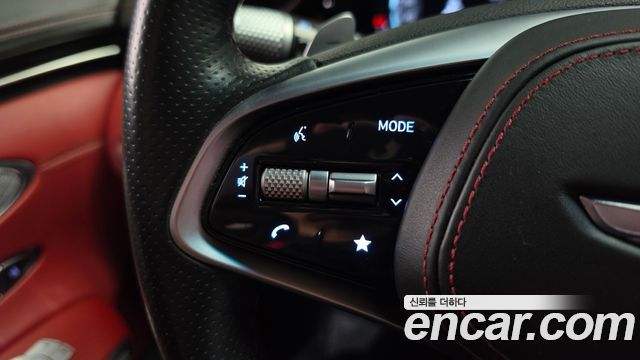 Genesis GV70 2022 — photo 22