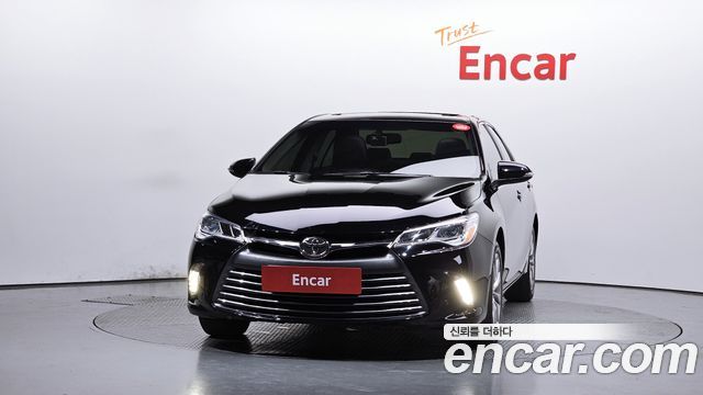 Toyota Camry 2015 — photo 3