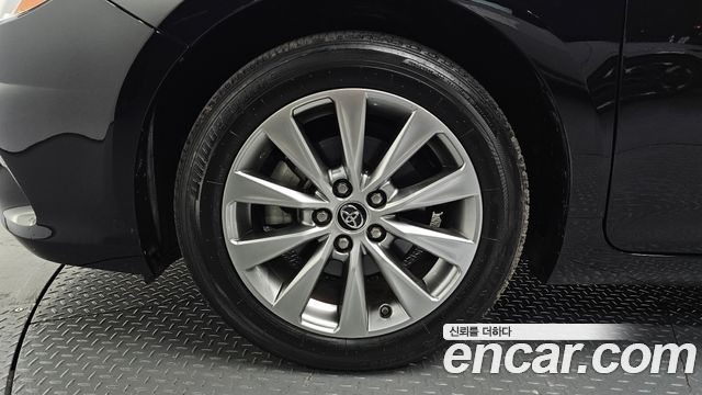 Toyota Camry 2015 — photo 5