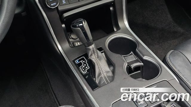 Toyota Camry 2015 — photo 9