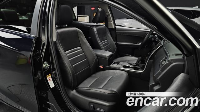Toyota Camry 2015 — photo 10