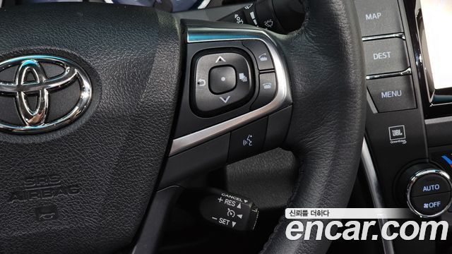 Toyota Camry 2015 — photo 20