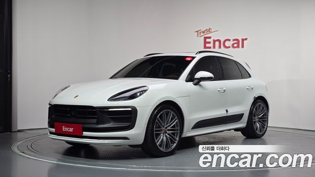Porsche Macan 2015 — photo 1
