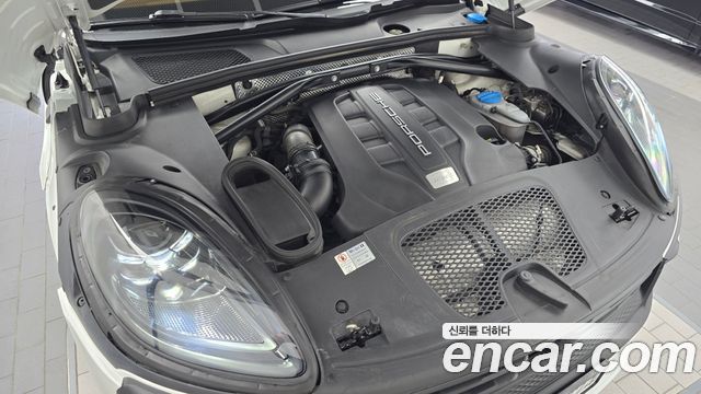 Porsche Macan 2015 — photo 6